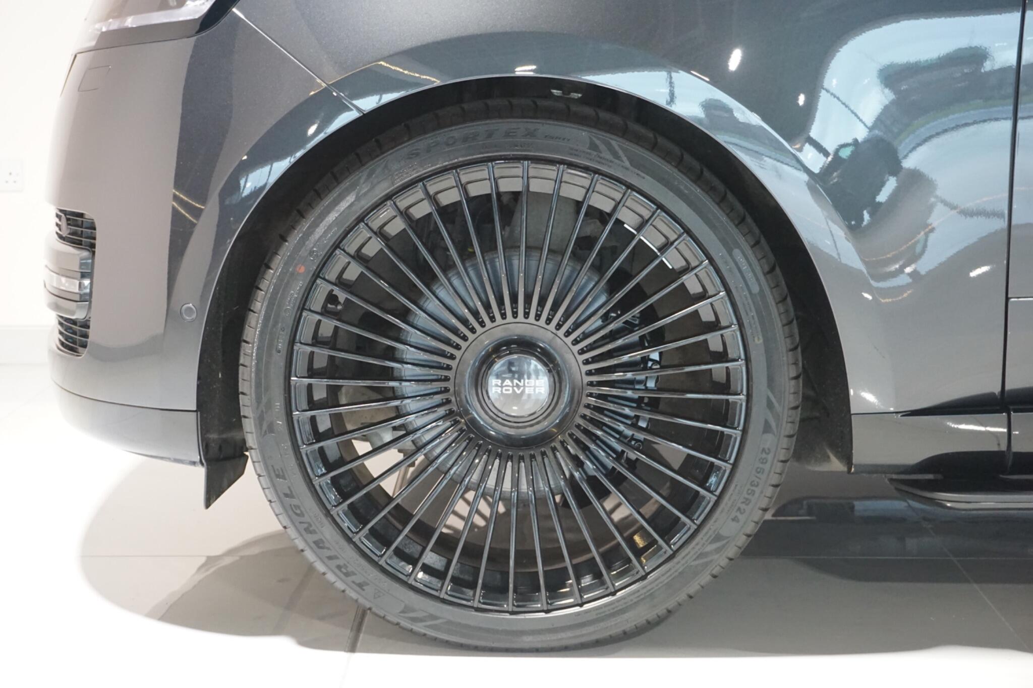 Land Rover Range Rover 3.0 D350 MHEV HSE SUV 5dr Diesel Auto 4WD Euro 6 (s/s) (350 ps)